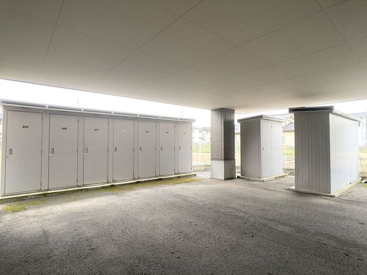 クレセントハイム米泉の地図