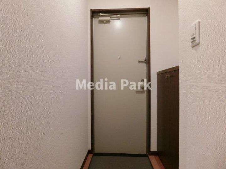 神奈川県川崎市高津区末長1(アパート)の賃貸物件の玄関