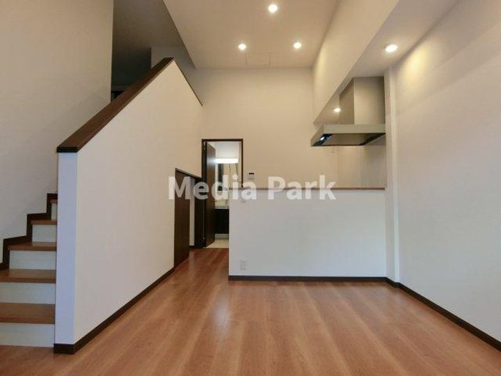 神奈川県川崎市高津区末長1(アパート)の賃貸物件の居間