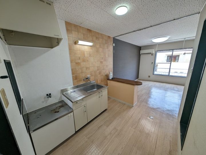 静岡県浜松市中央区富塚町(アパート)の賃貸物件の居間