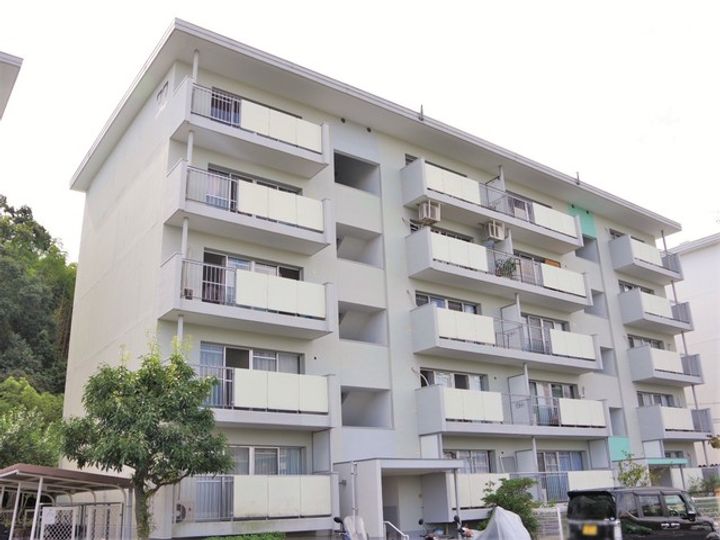 UR釈尊寺第二の外観