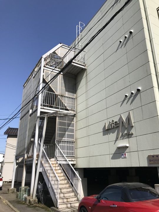 ライフMの外観