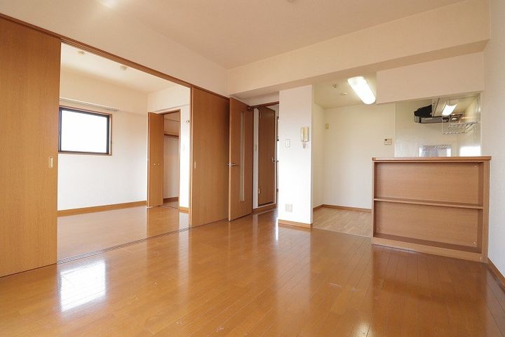 千葉県市川市新井2(マンション)の賃貸物件の居間