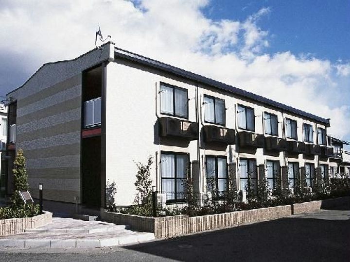 レオパレスボンジュールIIIの外観