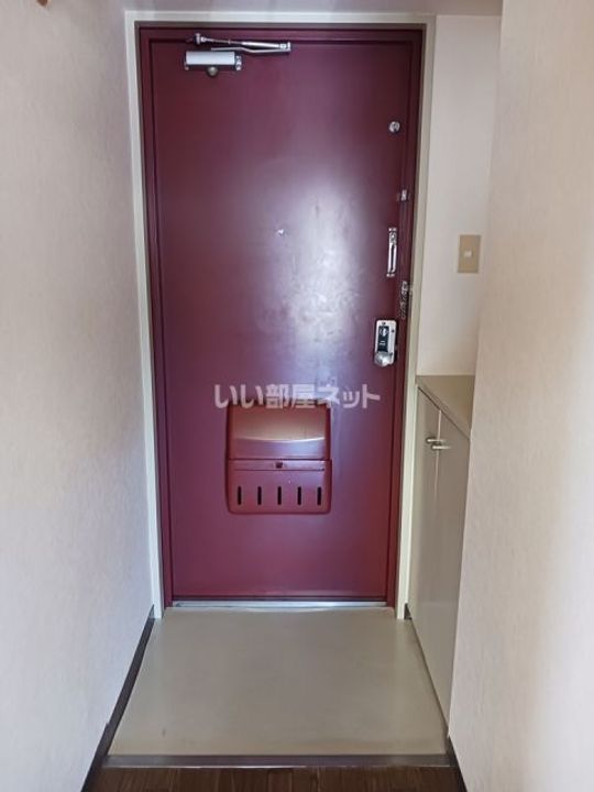 エンドレス三井平和通 Iの玄関