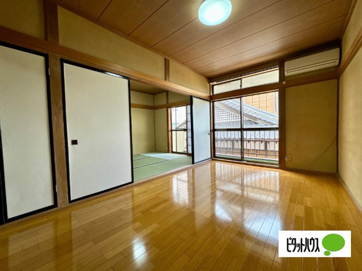 パレス富士の居間