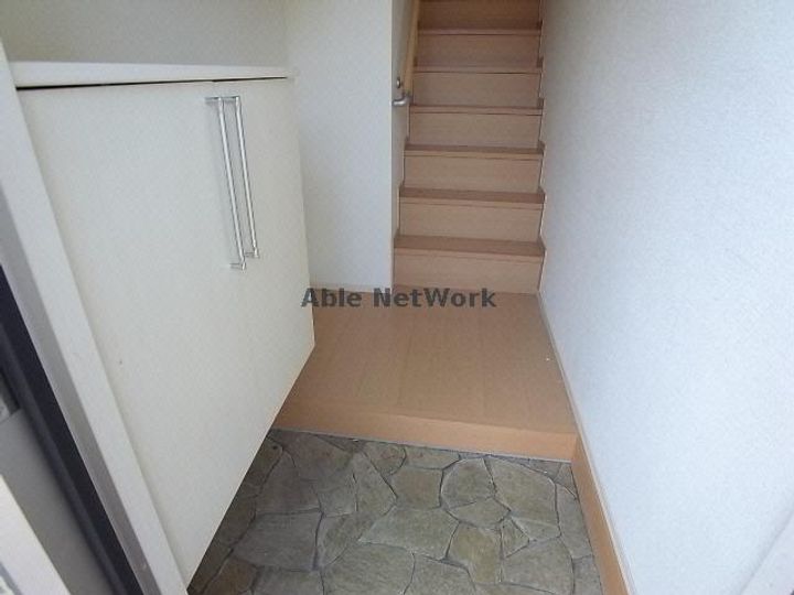 岐阜県大垣市笠木町(アパート)の賃貸物件の玄関