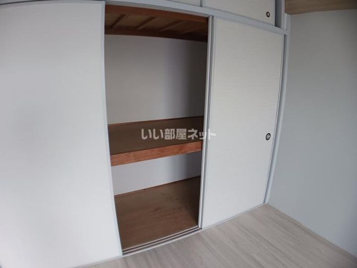 ラピュタ宮前の内装