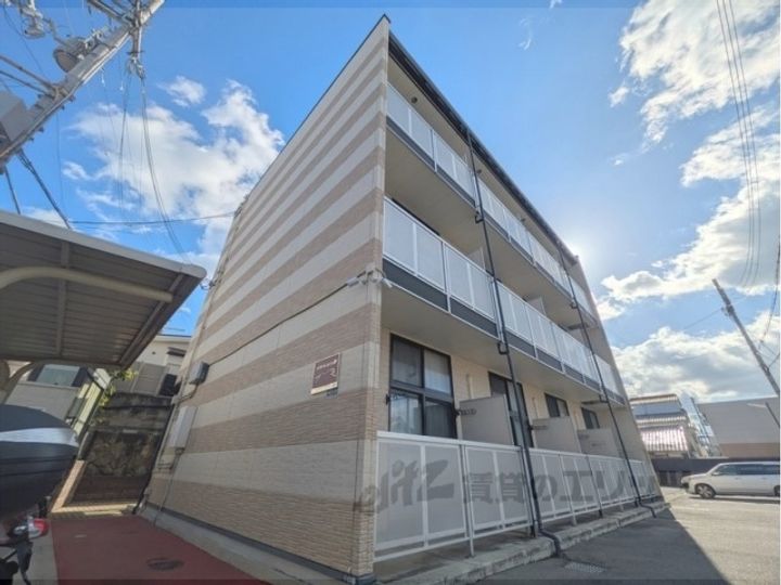 レオパレスタチバナの外観