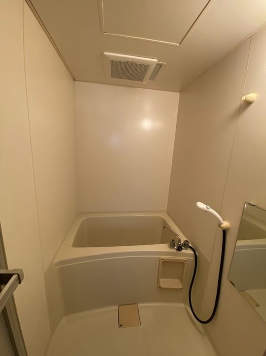 ユニメゾン左近の風呂