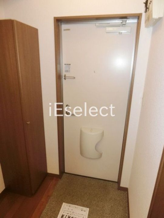 アムールエフ1番館の玄関