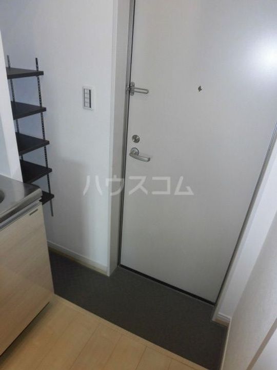 メルディア狭山ヶ丘の玄関