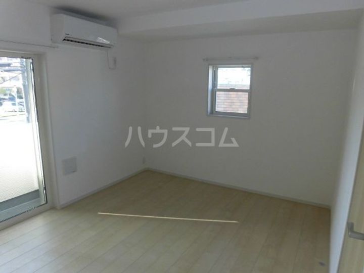 メルディア狭山ヶ丘の居間