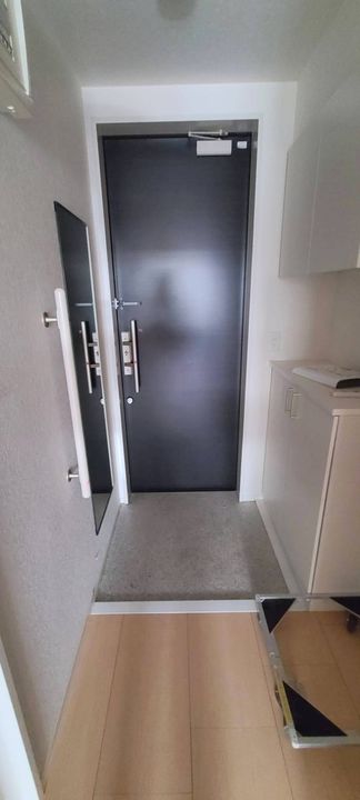 埼玉県蕨市塚越4(マンション)の賃貸物件の玄関