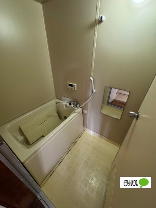 コーポ山広の居間