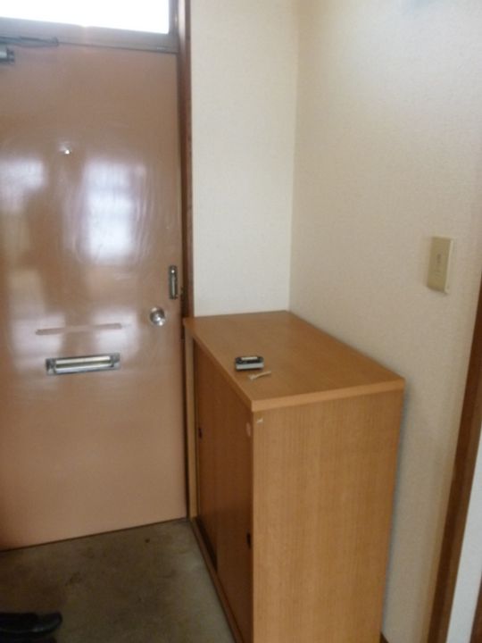 コーポ山広の玄関