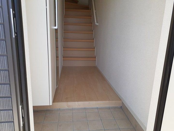 メゾン アルカンシエル シスの玄関