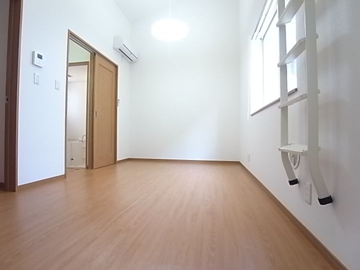 太子堂壱番館の居間