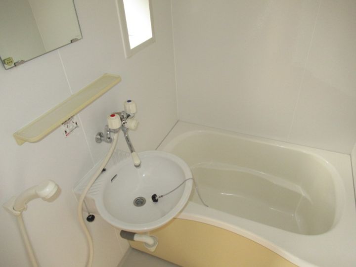 エルヴァージュの風呂