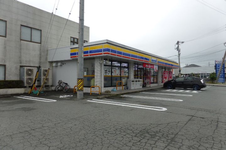 エルヴァージュの周辺