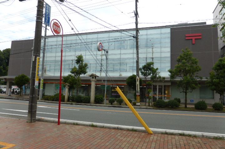 エルヴァージュの周辺