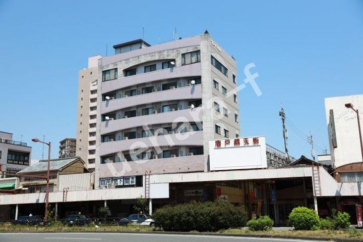 プロートン泰平の外観