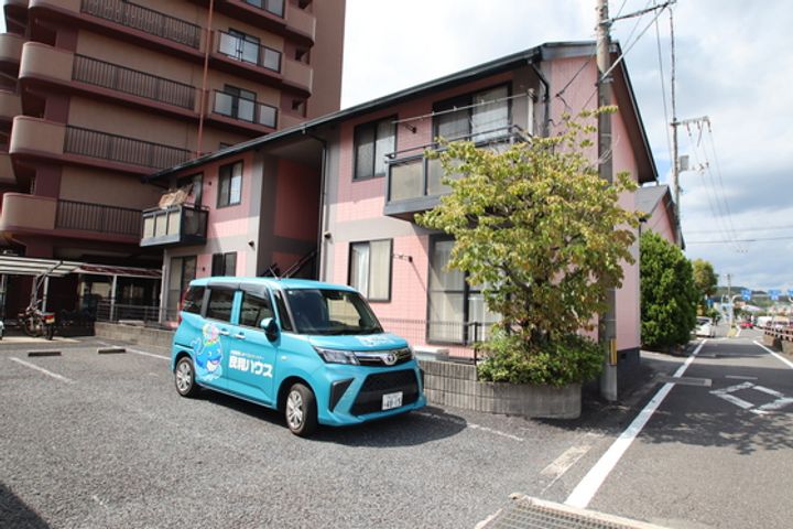 グリシーヌ Aの外観