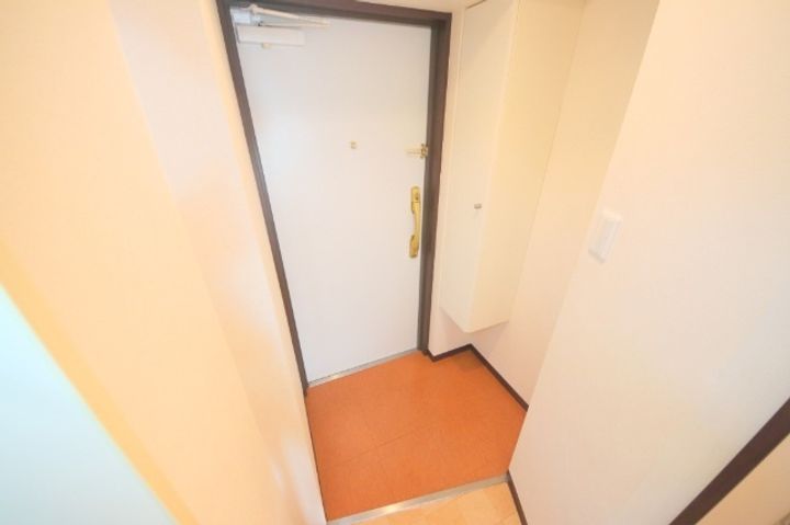 インペリアル奈良大宮の玄関