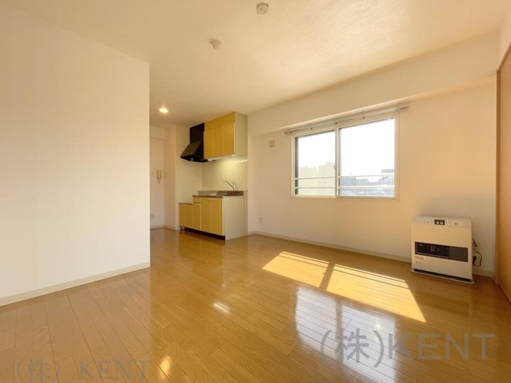 マイスターシャーレ桑園の居間