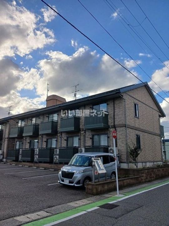 新潟県新潟市東区石山4(アパート)の賃貸物件の外観