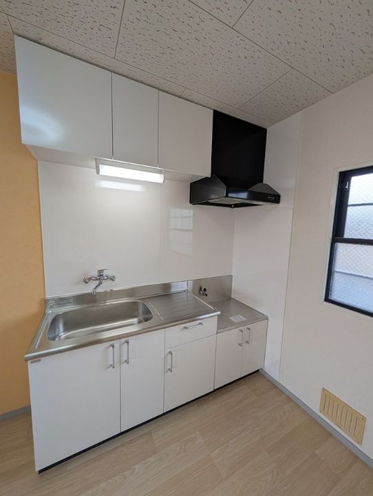静岡県浜松市中央区三方原町(アパート)の賃貸物件のキッチン