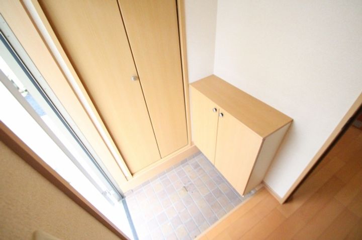 プレジールの玄関