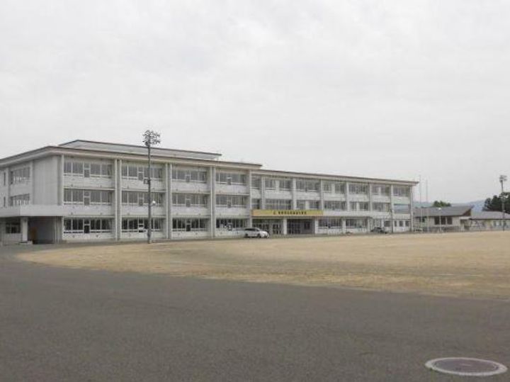 ビレッジハウス石鳥谷1号棟の周辺