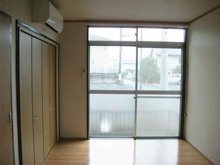 茨城県石岡市東石岡5(アパート)の賃貸物件の居間