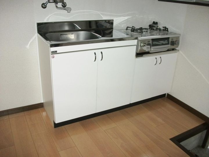 茨城県石岡市東石岡5(アパート)の賃貸物件のキッチン