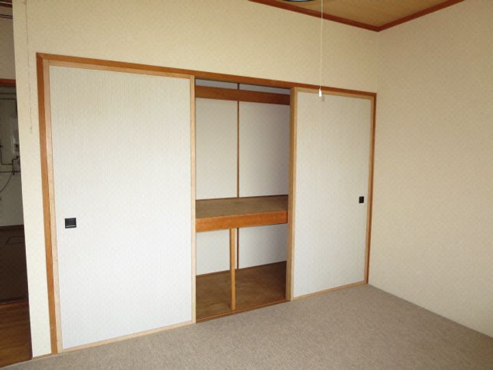 コーポなぎさの内装