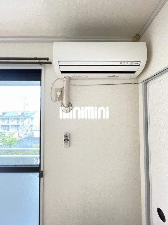 エレガントタウン上松 B棟の内装