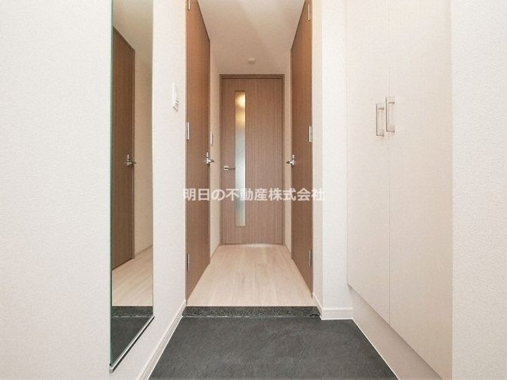 大阪府大阪市生野区新今里1(マンション)の賃貸物件の玄関