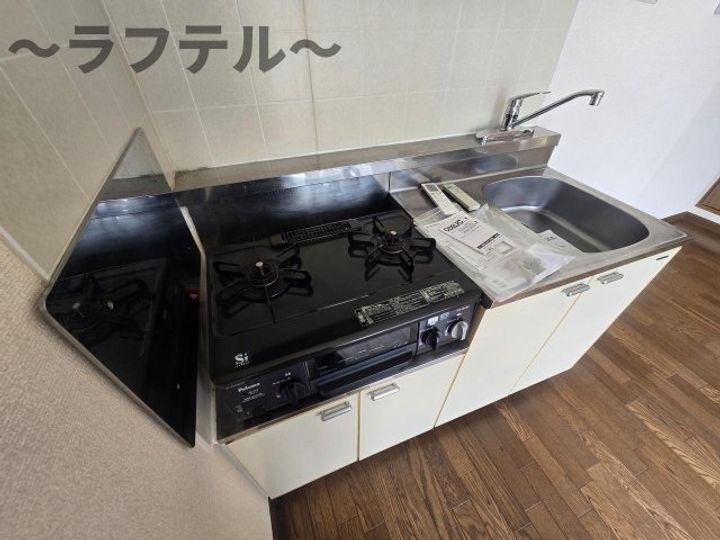 テラス風の音のキッチン