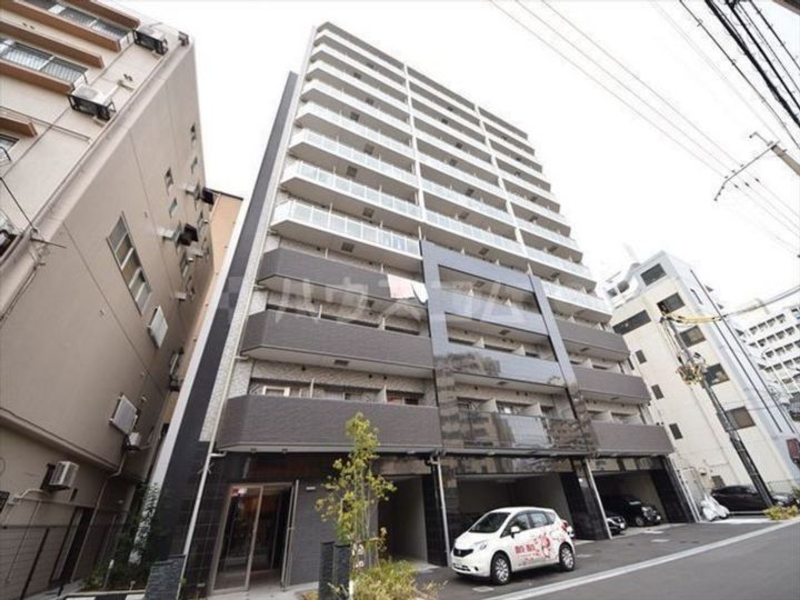 エスリード新大阪ヴェルデの外観