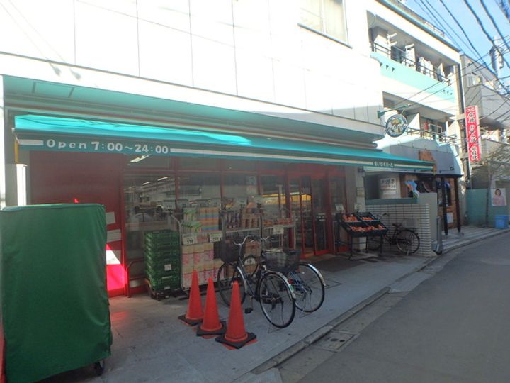 ティーブランチの周辺