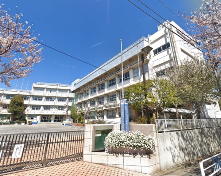 ティーブランチの周辺