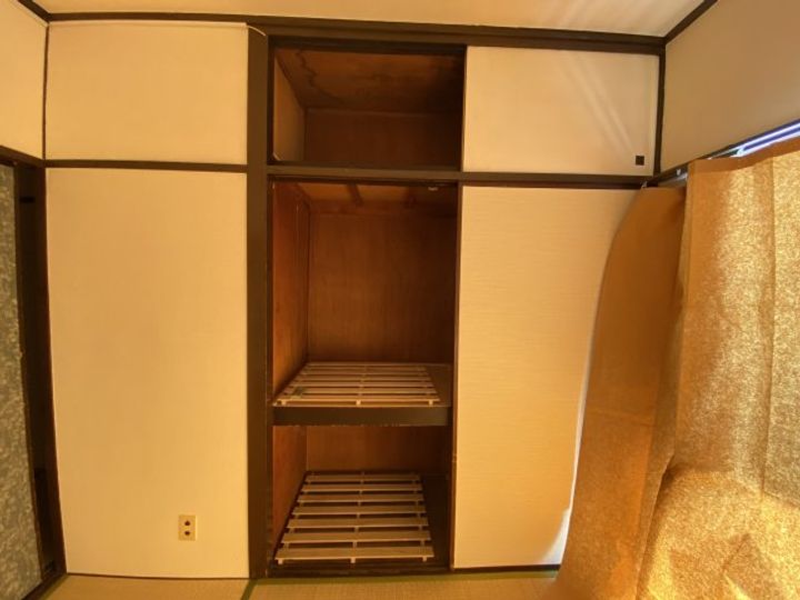 伊澤ビルの内装