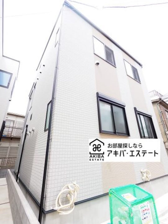 バースシティ北綾瀬の外観