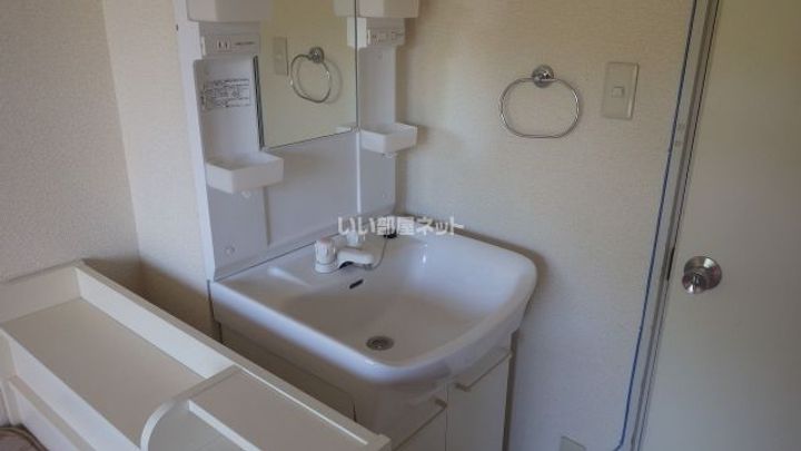 ドーミー赤池の内装