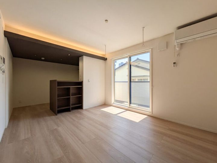 ピンウィール南台の居間