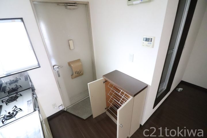 フィオリーインの玄関