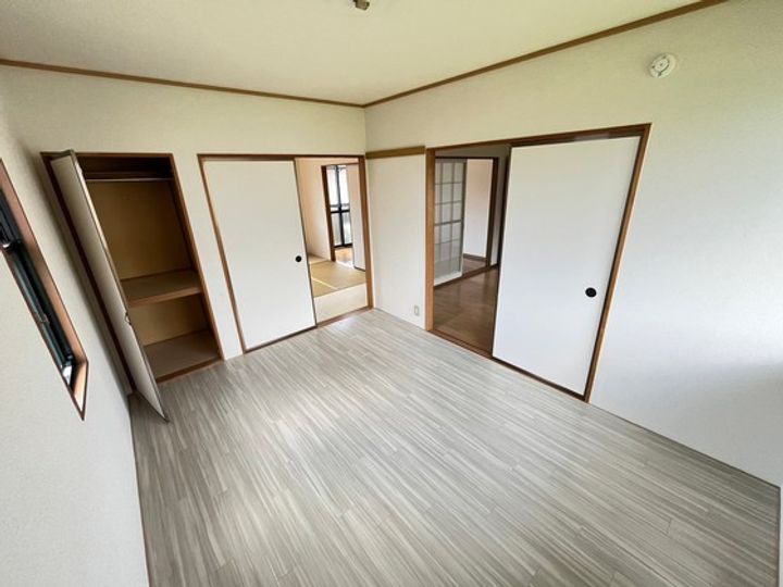 エステート飛鳥Aの内装