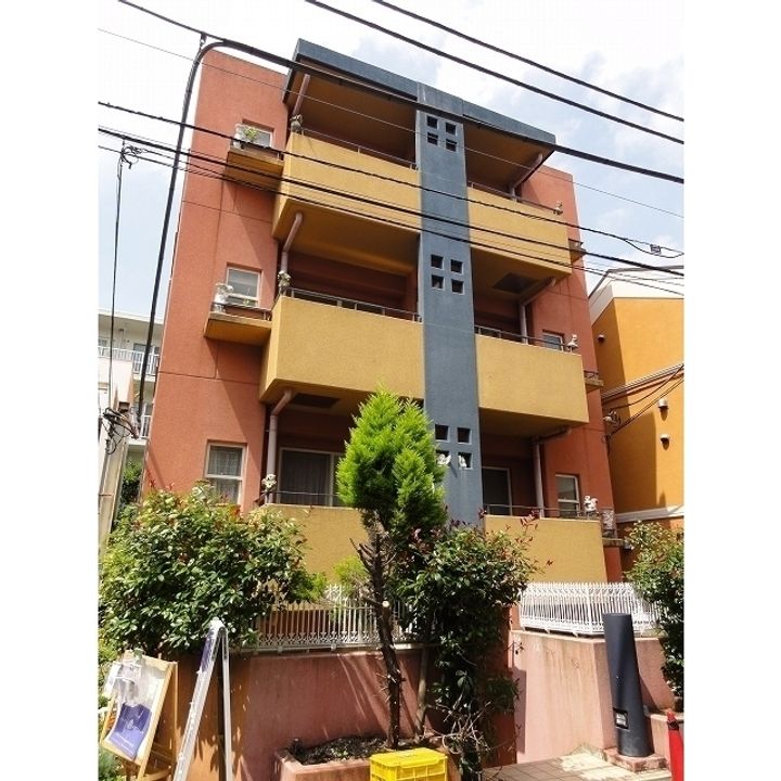 ソロ テンポ 自由が丘の外観