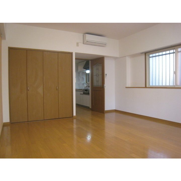 ソロ テンポ 自由が丘の居間